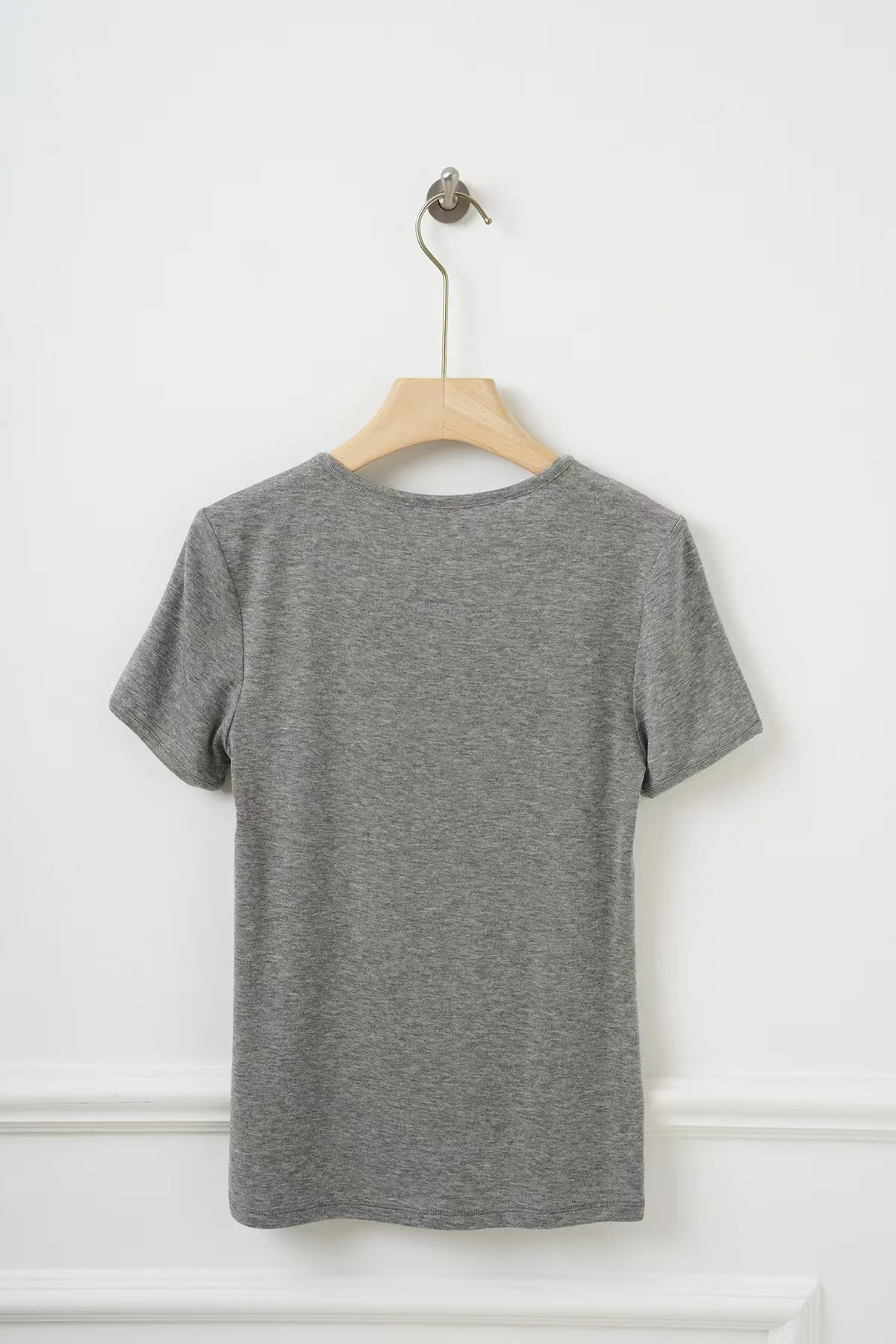 High quality slim fit round neck short sleeved T-shirt solid color women's autumn top versatile item