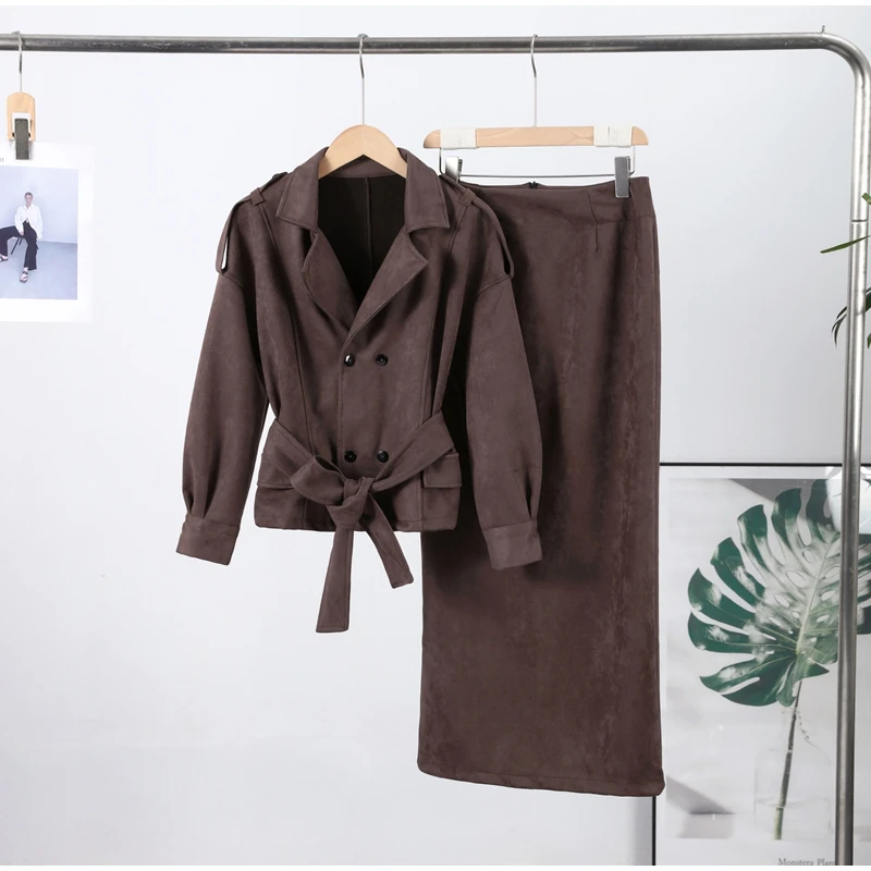 Frauen Braun Wildleder Abgeschnitten Trenchcoat Jacke Gürtel Kerb Revers Spitze-up Retro Chic Oberbekleidung Herbst Winter High – Detail 3