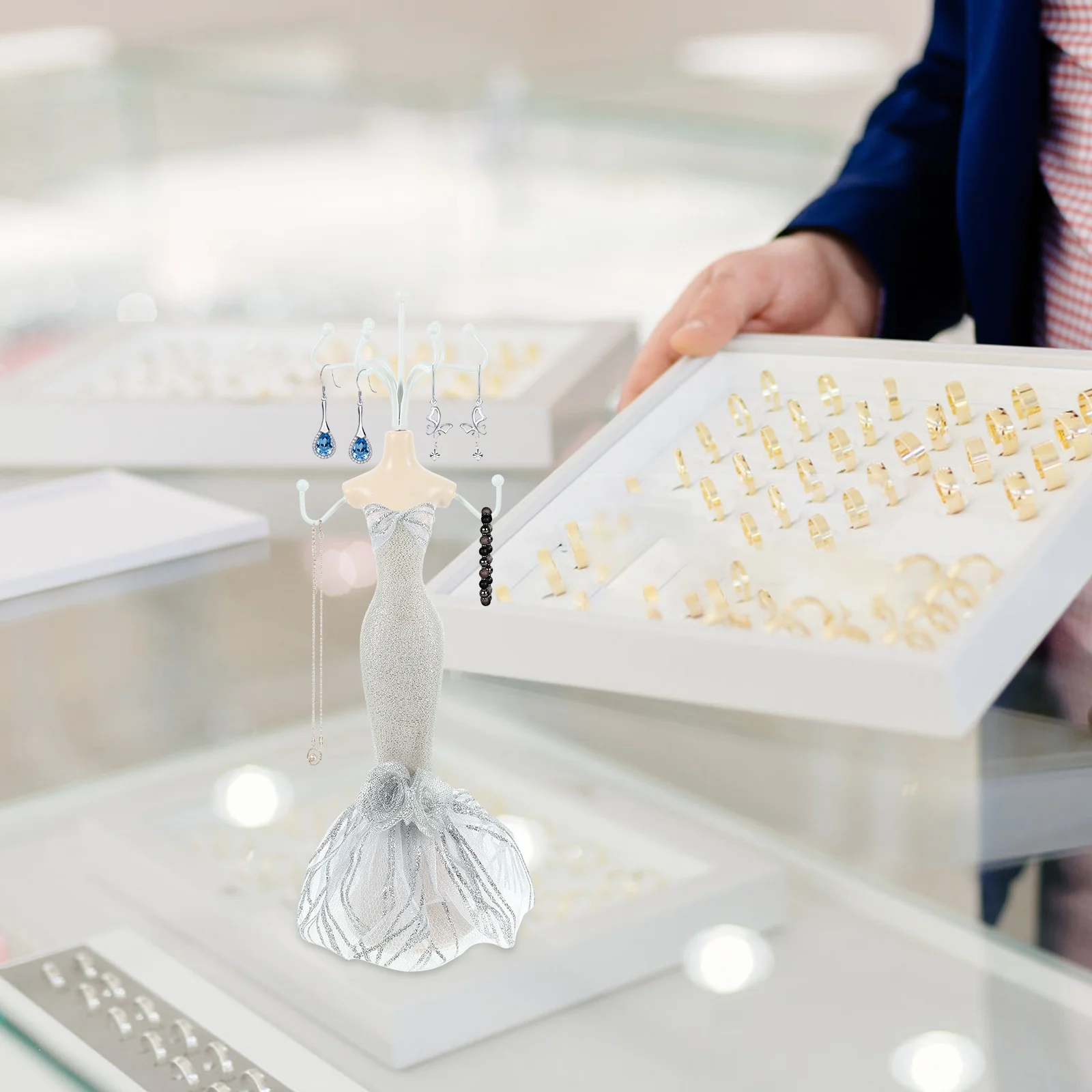 

Gown Dress Resin Lady Mannequin Jewelry Stand Holder Earrings Necklace Organizer Display Tree Stand European Style