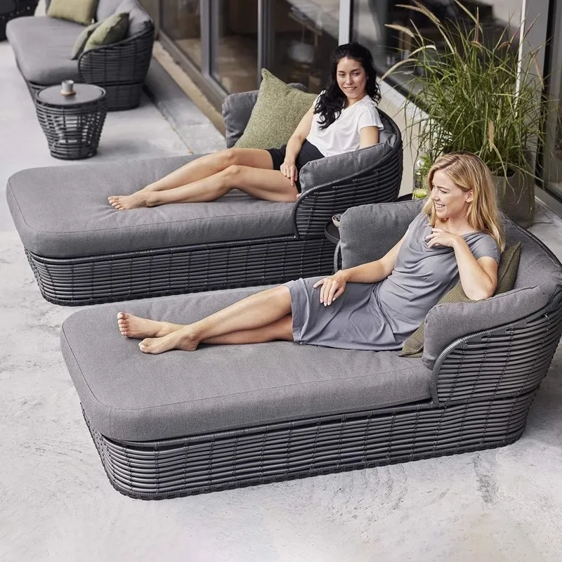 Outdoor rattan sofa, waterproof and sunscreen living room courtyard garden terrace outdoor balcony casual woven rattan