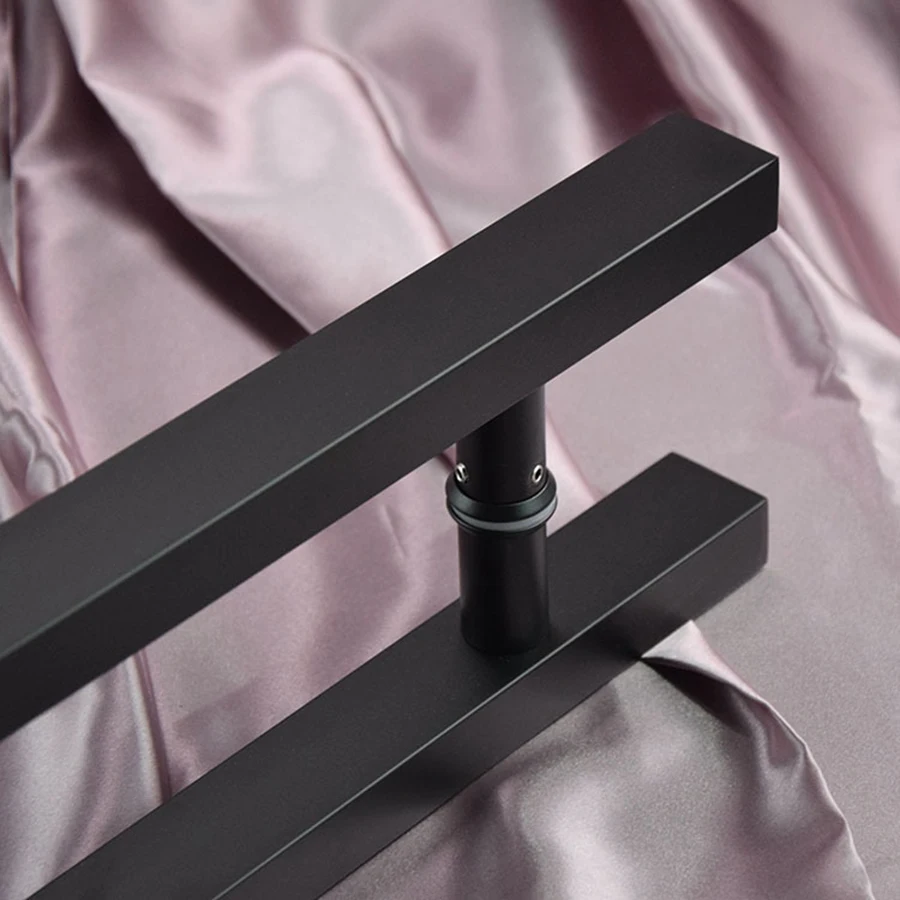 

Matte Black Stainless Steel Glass / Wooden Door Handle Z