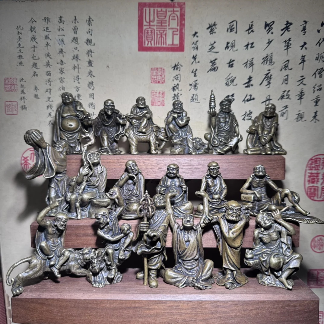 Unique Table Accessories - Estátua em miniatura de latão dezoito