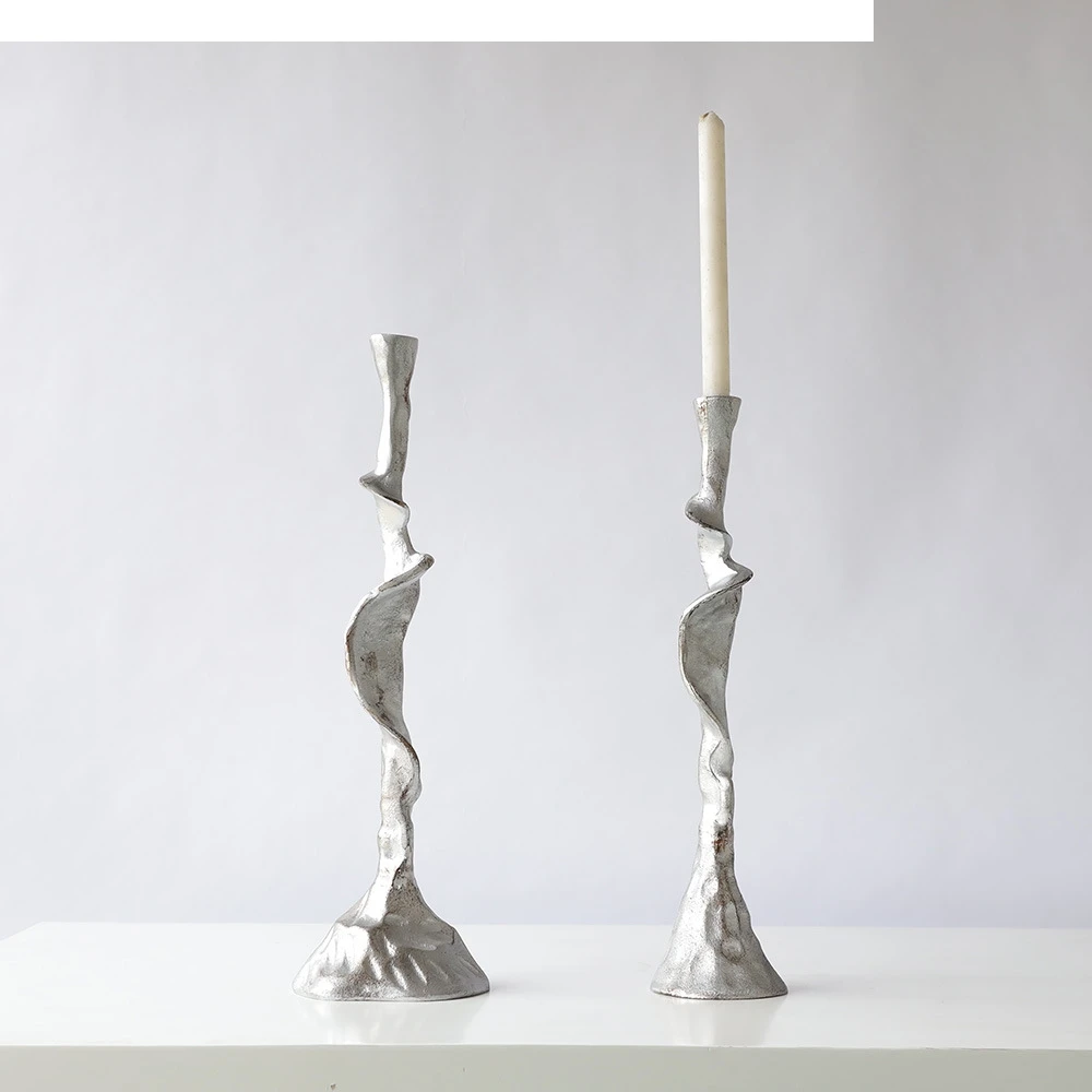 

Metal Candlestick Abstract Golden Twisted Ornament Candle Holder Home Decoration Accessories Wedding Centerpieces