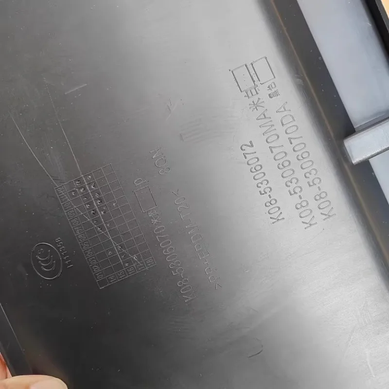 

Оригинальный передний правый блок-бокс (ящик для хранения) K08-5306072 для Chery Karry K50 K50S K60