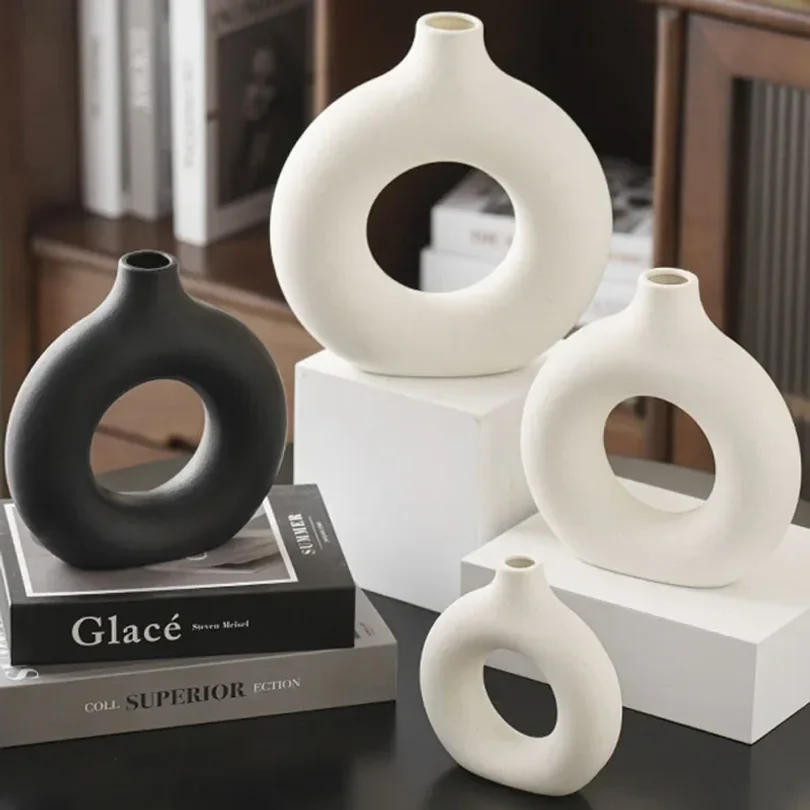 All-in-One Hydroponic Plastic Vase Ceramic-Like Donut Flower Vase for Single Stem Home Decor for Indoor Living Room Balcony