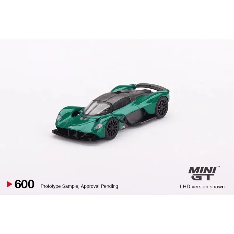 Aston Martin miniatura de aleación fundida a presión para niños, juguetes de colección, regalos de cumpleaños, Premium ratio 1:64 #600