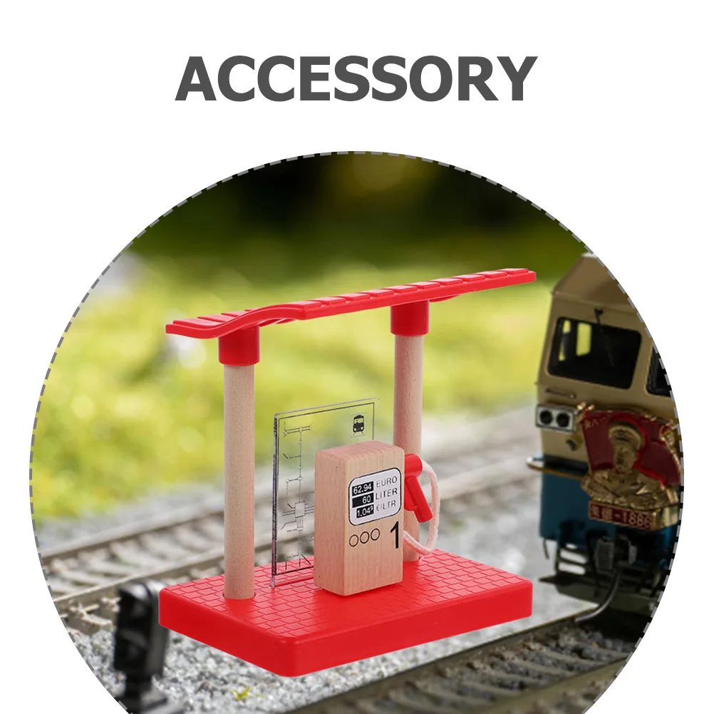 1Set Holz Eisenbahngleis Zubehör Niedliche DIY Tankstelle und Lift Road Block für Kinder Feinmotorikentwicklung Sandtisch