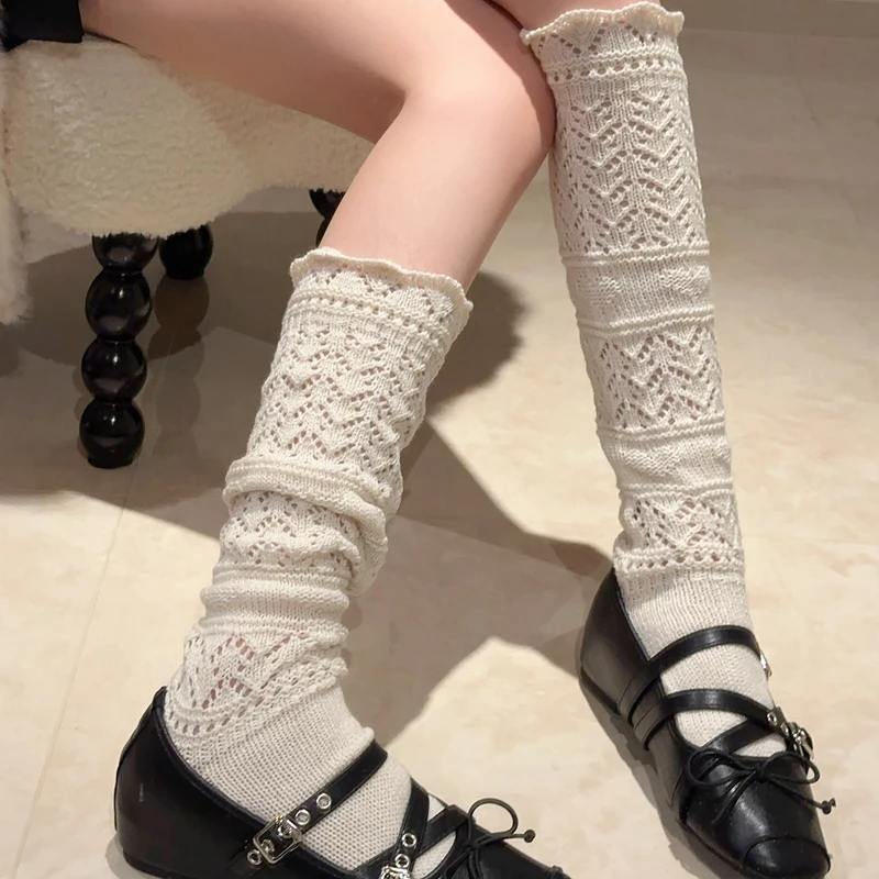 

2025 Autumn and Winter Hollow Wool Pile Calf Socks for Fashion Show Warm Knit Layered Mid Length Sweet and Versatile White Socks