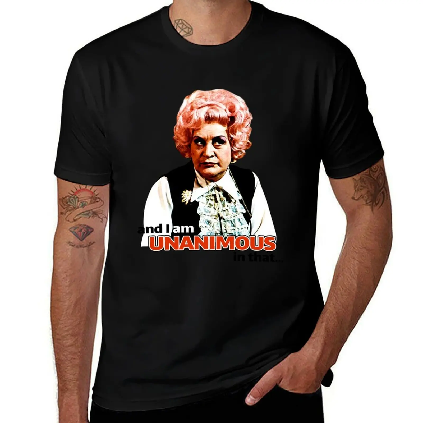 Are You Being Served Mrs Slocombe Mollie Sugden Cult Tv Comedy Vintage Gift Men Women Girls Unisex T-Shirt