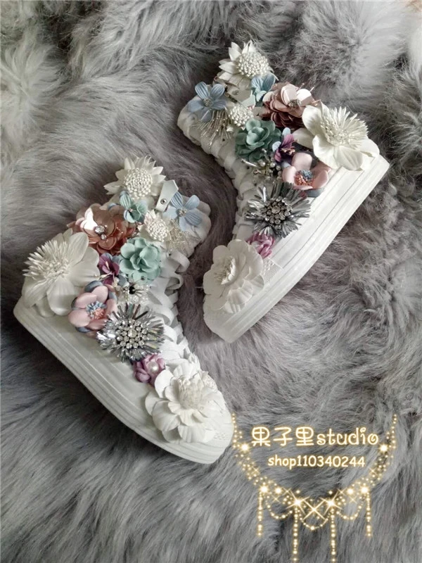 Baskets hautes à fermeture éclair pour femmes, chaussures à lacets à fleurs douces