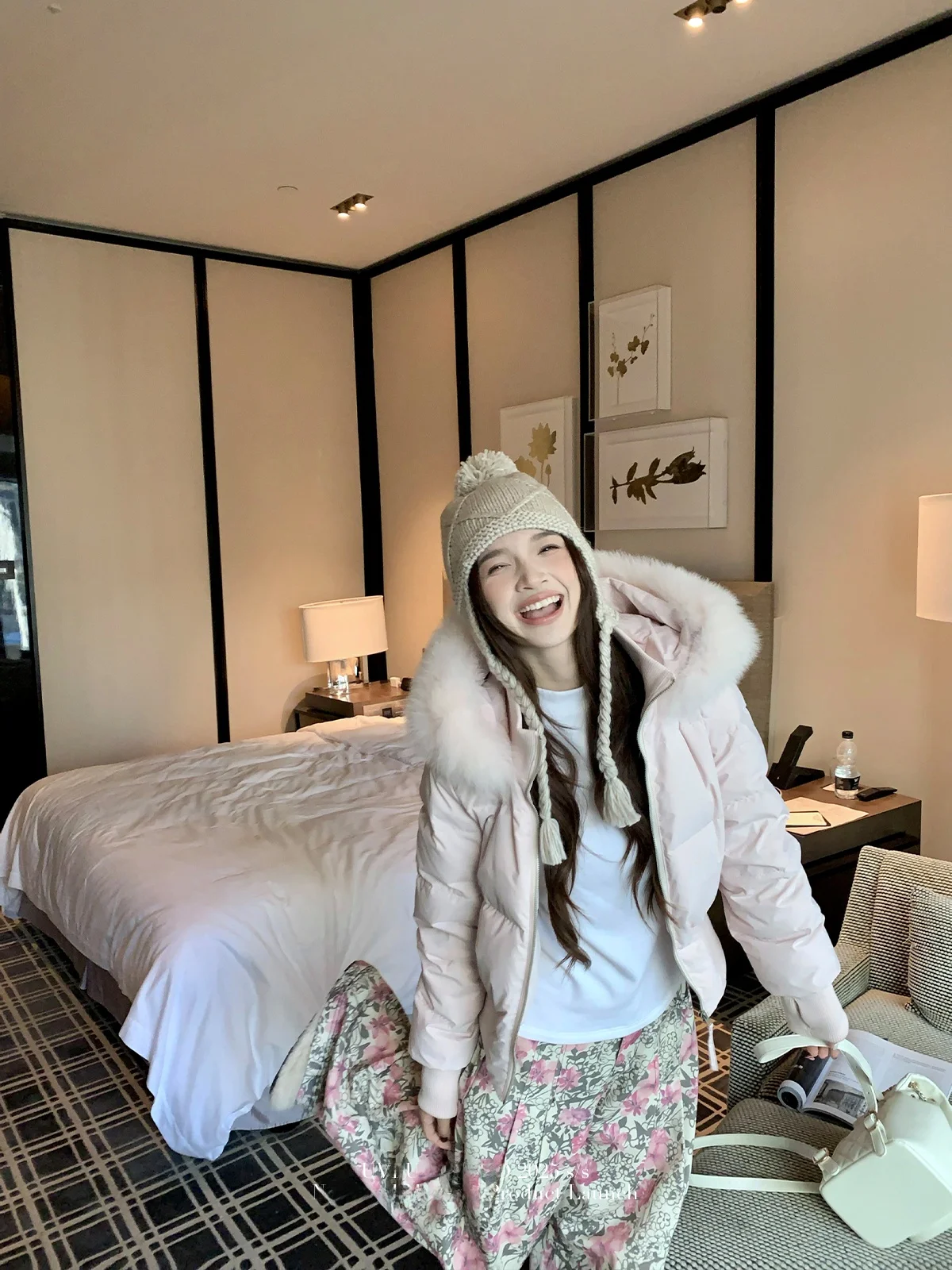 

Розовая стеганая куртка UVPU с воротником из натурального меха, приталенная, теплая верхняя одежда для повседневной носки, с длинными рукавами, на молнии