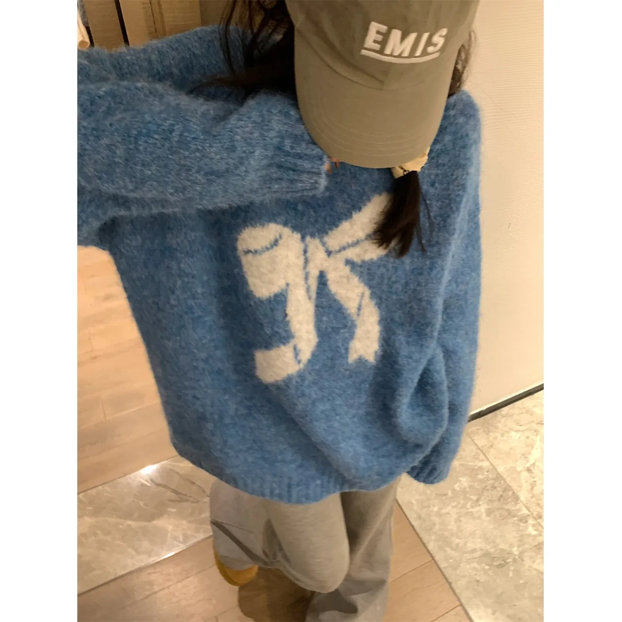 Maglione lavorato a maglia ampio da donna con nodo ricamato rotondo Ne Pullover Top morbido e accogliente con strato base per l'autunno inverno