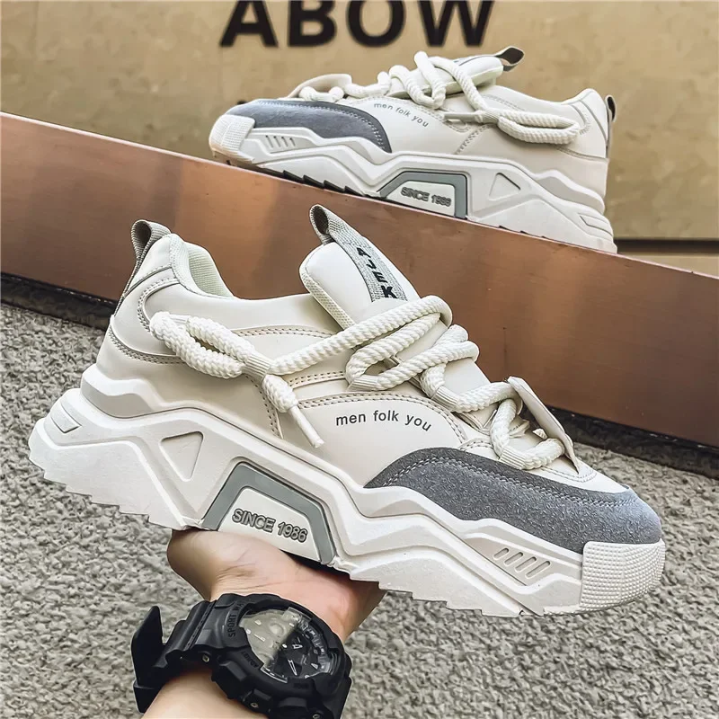 

New Men's Casual Sports Shoes 2025 Spring Fashion Easiest for Match Low-Top Skateboard Shoes for Men Suitable for Outdoor Sports