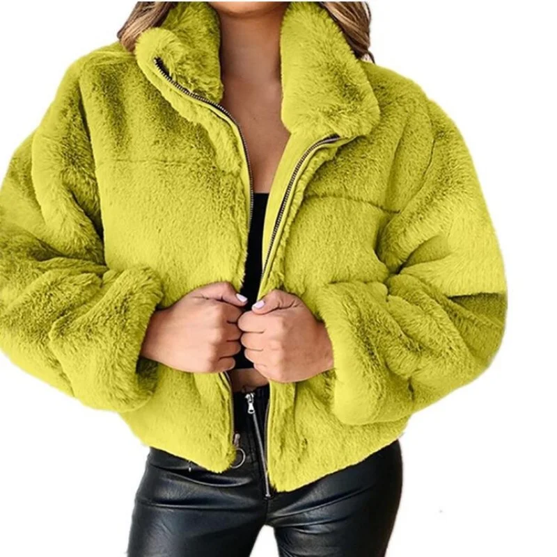 Nowe damskie krótkie płaszcze z imitacji futra na jesień i zimę, rozpinane na zamek, pluszowe ciepłe kurtki, damska odzież wierzchnia oversize, gruby płaszcz.