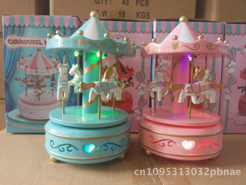 

Creative Carousel Music Box LED Light up down Wooden Handmade European Style Watercolor Painting Birthday Gift Pink/Blue