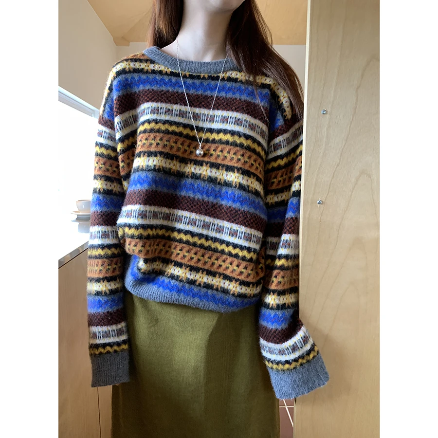 

Hellooo Eat 00% Wool Vintage Colored Blo Design Loose Fit Soft Knitted Sweater Comfortable Overhead round Ne Long Sve...