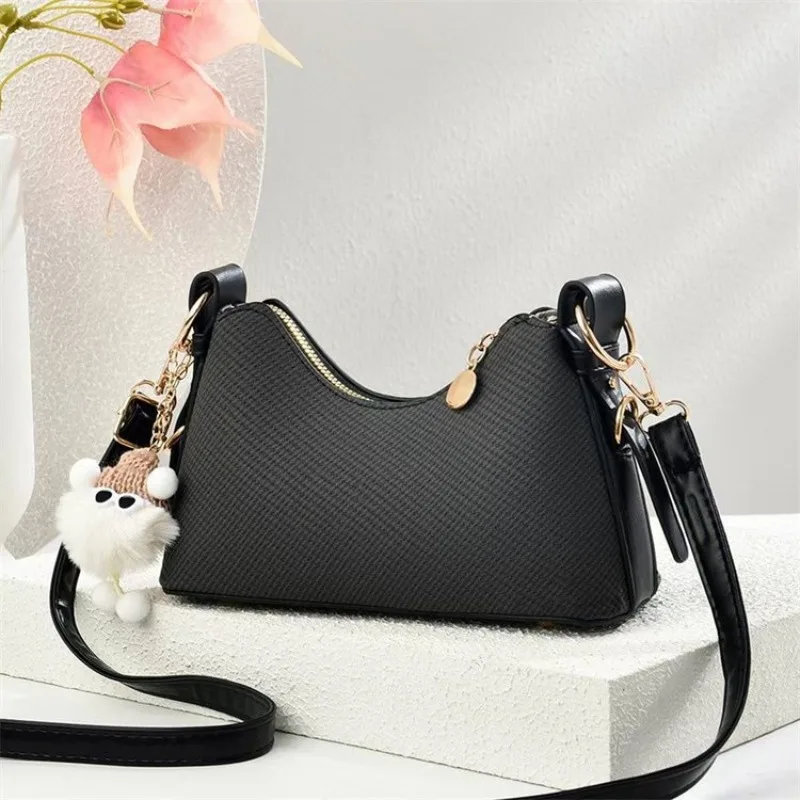 

Luxury Brand Classic Elegant Shoulder Bag By Women - Famous Designer Leather Handbag For Stylish Use