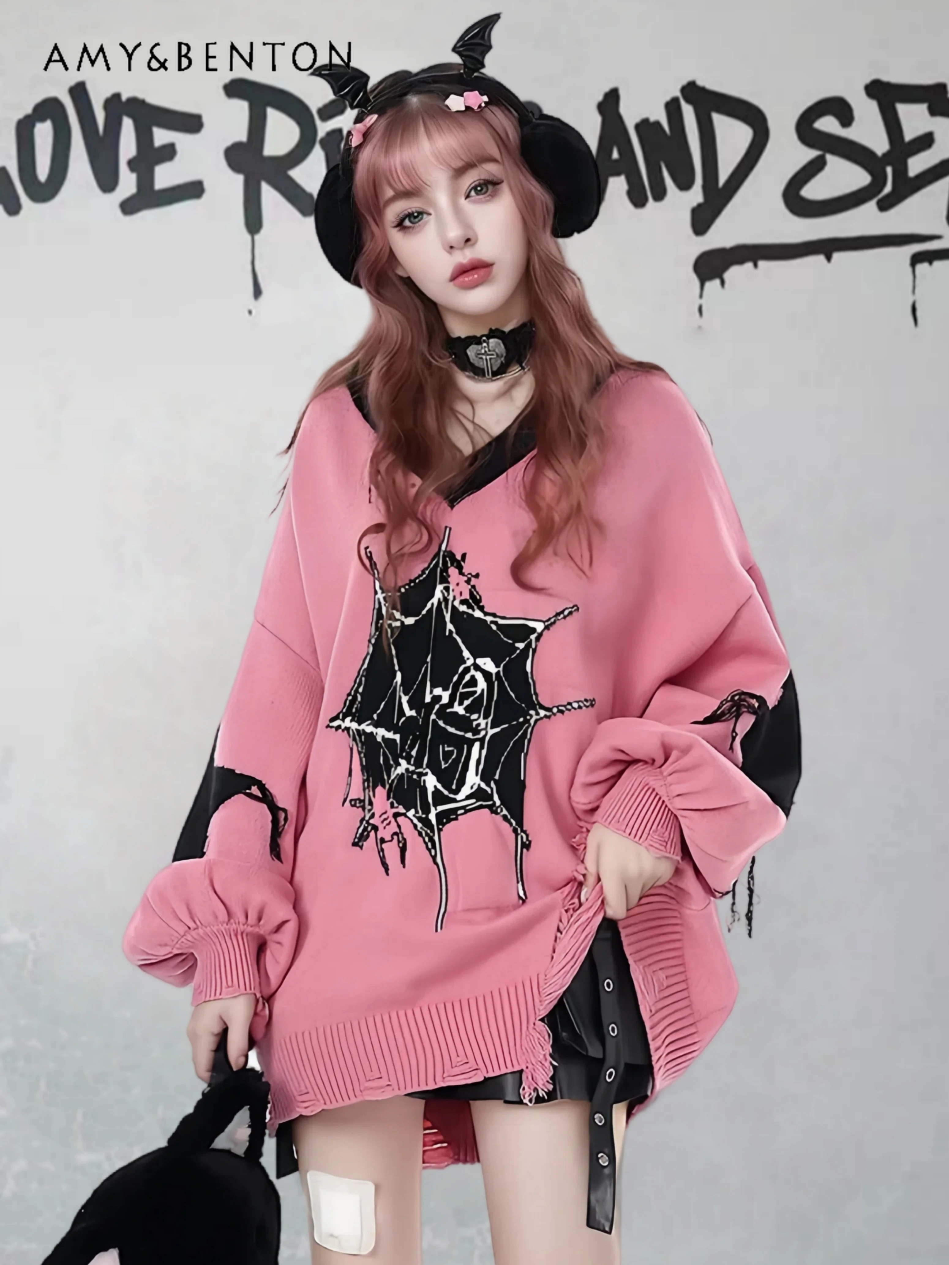 2025 الخريف الشتاء جديد ثقافة فرعية Y2K الساخن فتاة الخامس الرقبة الأحمر محبوك سترة المرأة فضفاضة عادية أسود وردي سترة