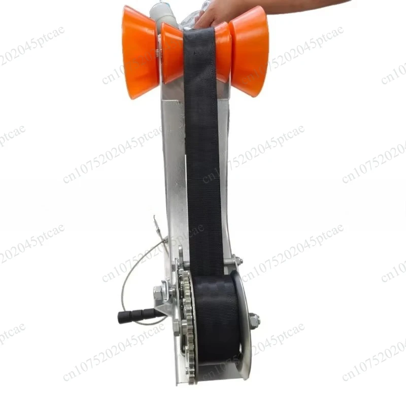 Suitable for trailer winch bracket with roller for 2-2.7 inch square tube