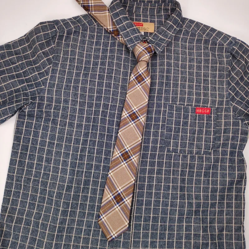 

Supply fabric without pilling, exquisite workmanship, men's and women's Japanese JK uniforms, stylish hands, plaid ties