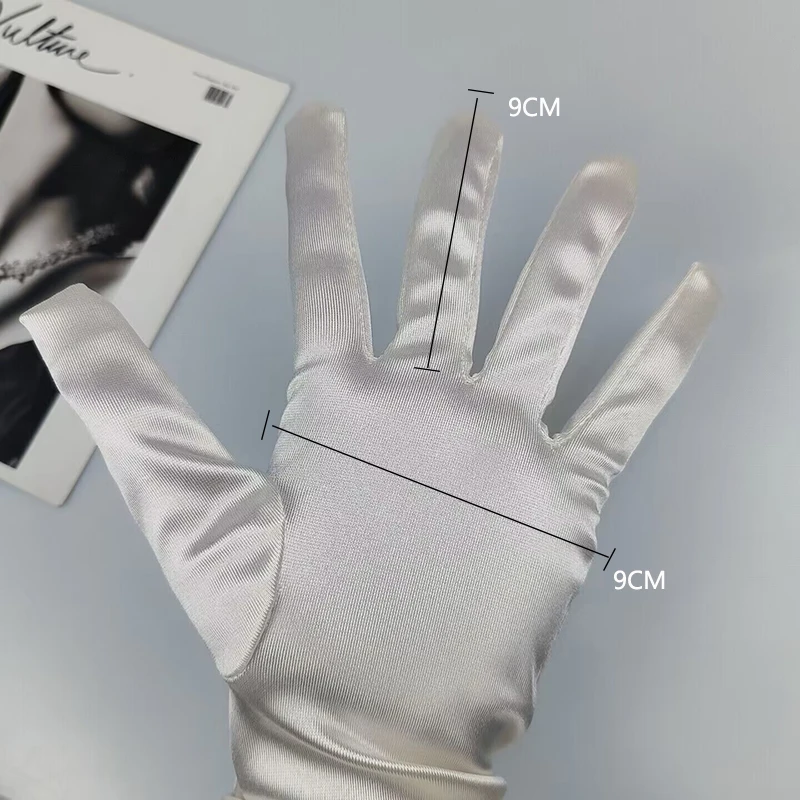 ถุงมือผ้าซาตินยืดหยุ่นสำหรับผู้หญิง ยาว 70 ซม. เหมาะสำหรับงานแต่งงาน งานแสดง งานคอสเพลย์ งานราตรี หรือโอกาสพิเศษอื่นๆ ให้ลุคสง่างาม