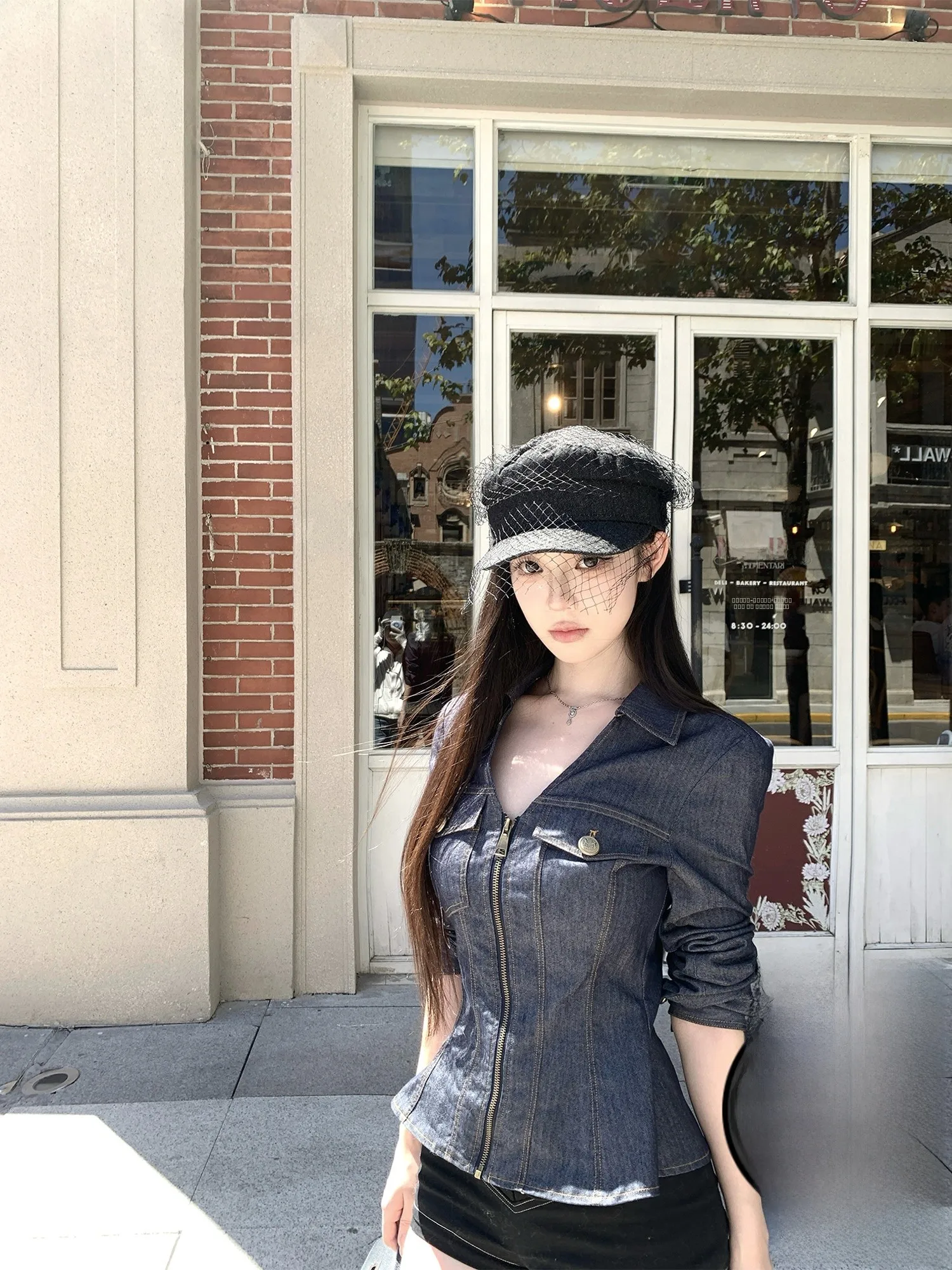 

Современная винтажная джинсовая куртка Kubiliv с V-образным вырезом, утягивающим эффектом на талии и моделирующим силуэт эффектом, повседневная женская верхняя одежда