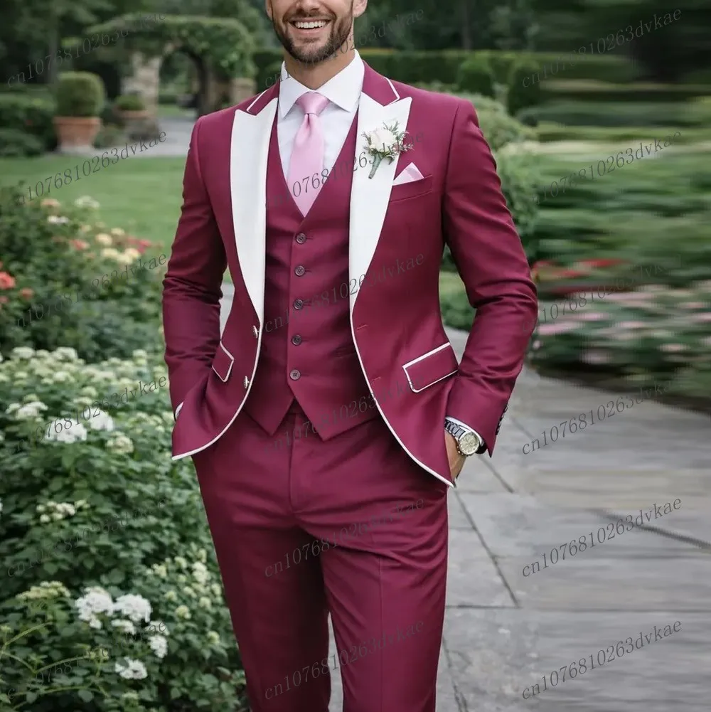 

White Lapel Burgundy Formal Business Men Suit Groom Groomsman Wedding Party Prom Male Tuxedos 3 Piece Set Blazer Vest Pants