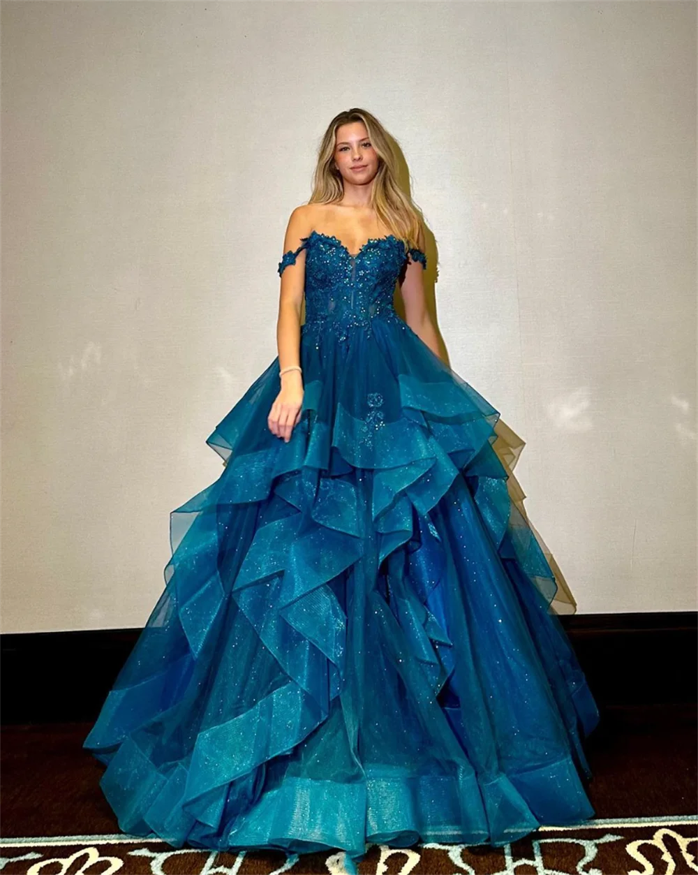 Jessica glitter rendas bordados vestidos de baile tule babados azul vestidos de noite em forma de vestidos de festa vestido de casamento