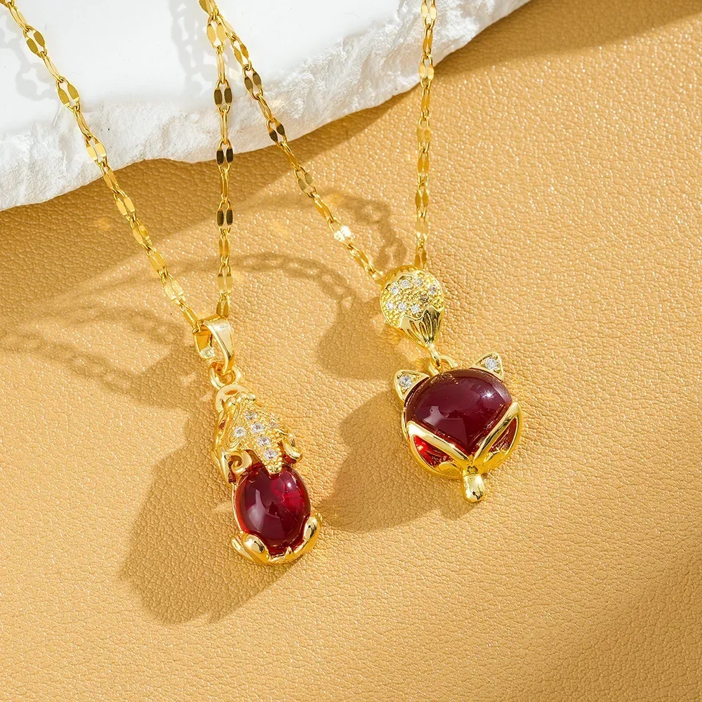 

Новейшее высококачественное нишевое колье с простым и уникальным дизайном, делает ее хороший друг моды и тренда.