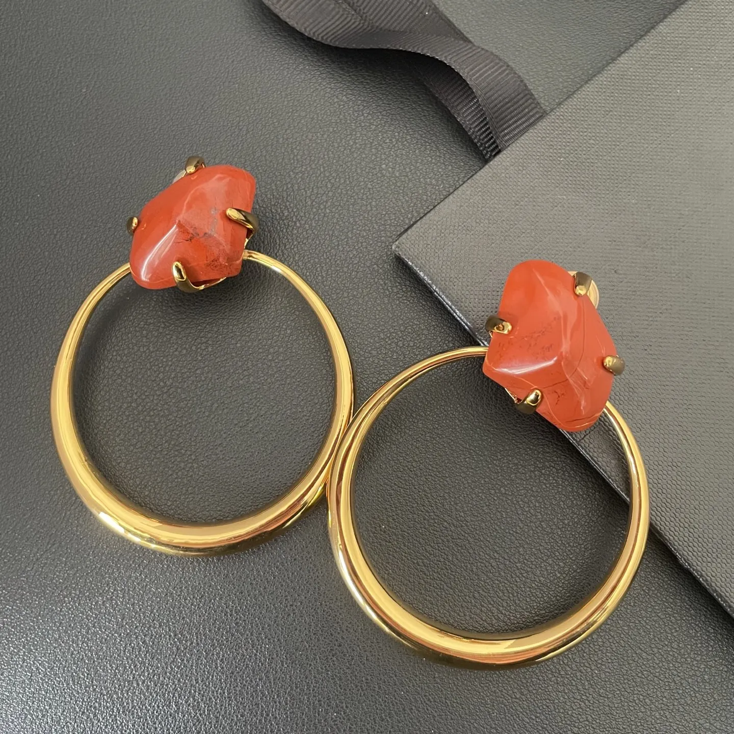 Europe American Brand Red Natural Stone Round Gold Earring Ear Clip Woman Luxury Jewelry - view 2