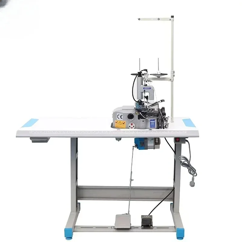 

Промышленная оверлочная швейная машина Koida Direct Sales 2502 с 2-мя нитями и прижимной лапкой