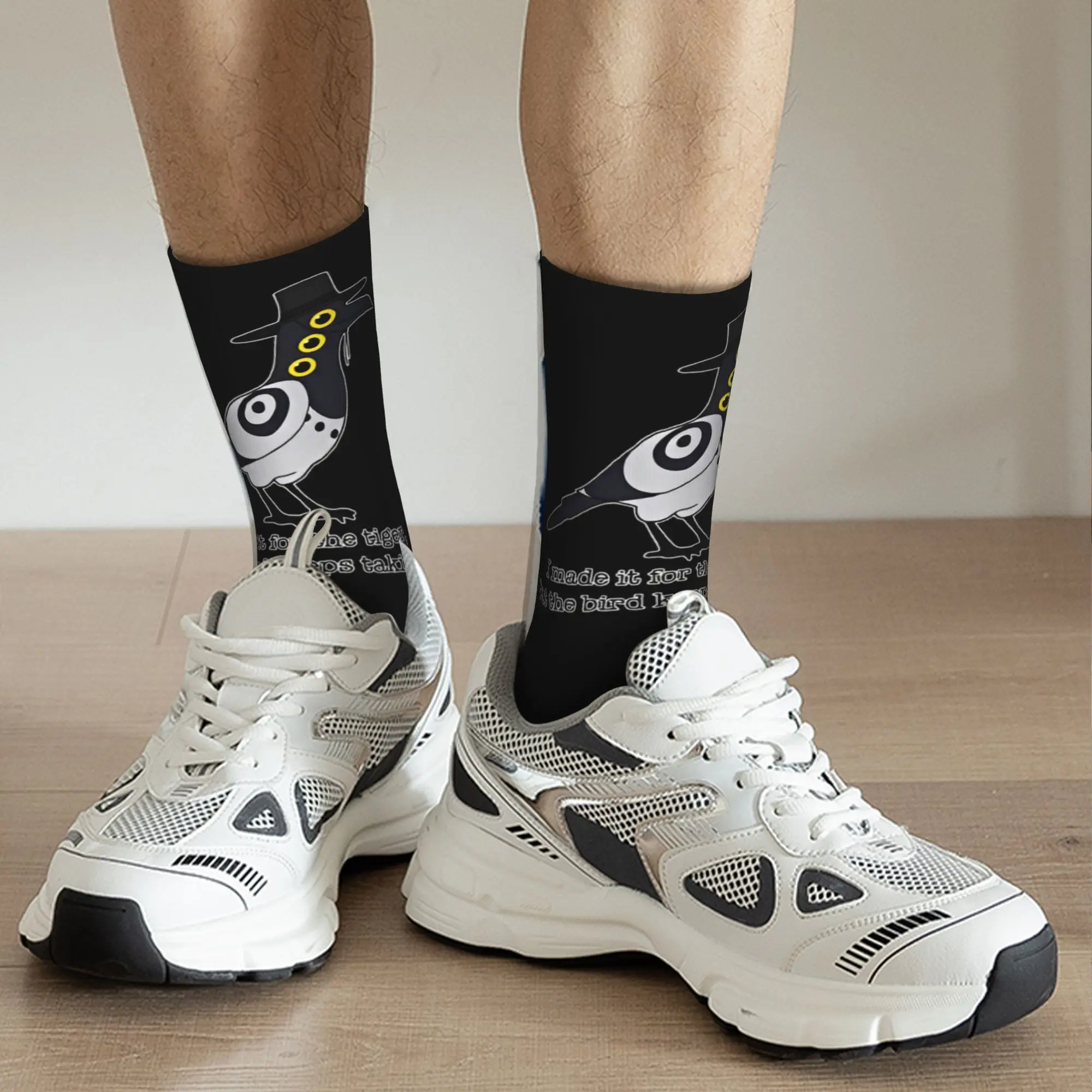 Calcetines informales de baloncesto KPop Demon Hunters Bird, calcetines de tubo medio de poliéster para mujeres y hombres, antideslizantes