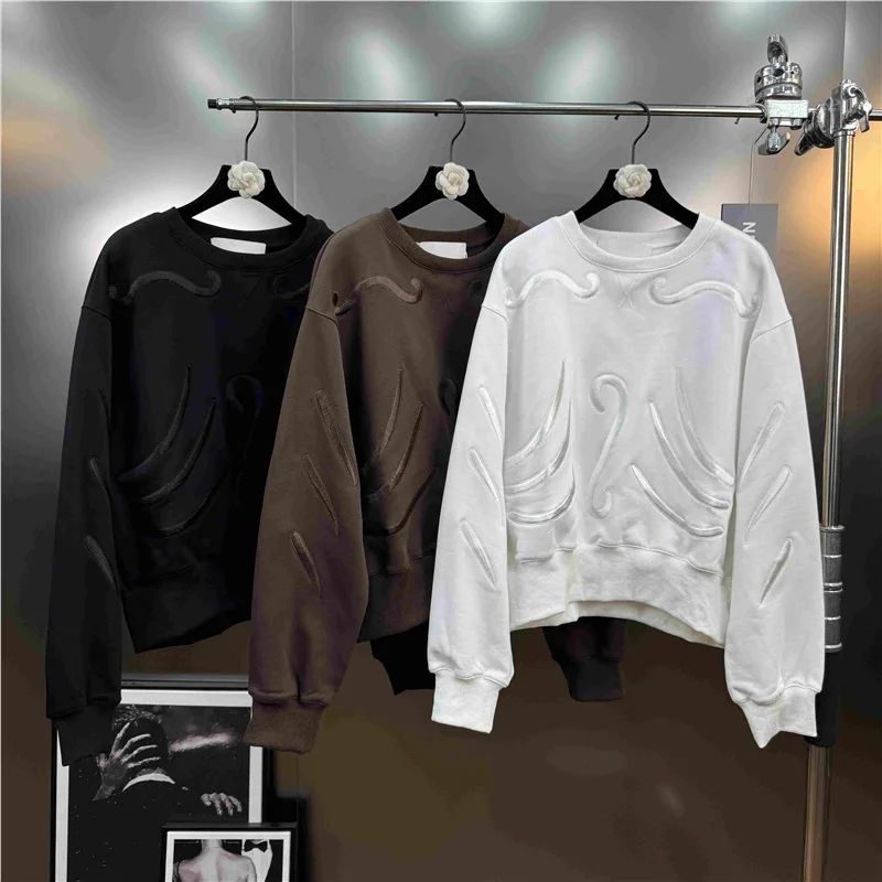 

Fall 2025 New Heavy Embroidery Crew Neck Long Sleeve Loose Casual Fleece Lined Cotton Sweatshirt|Women's Designers' Pullover Top