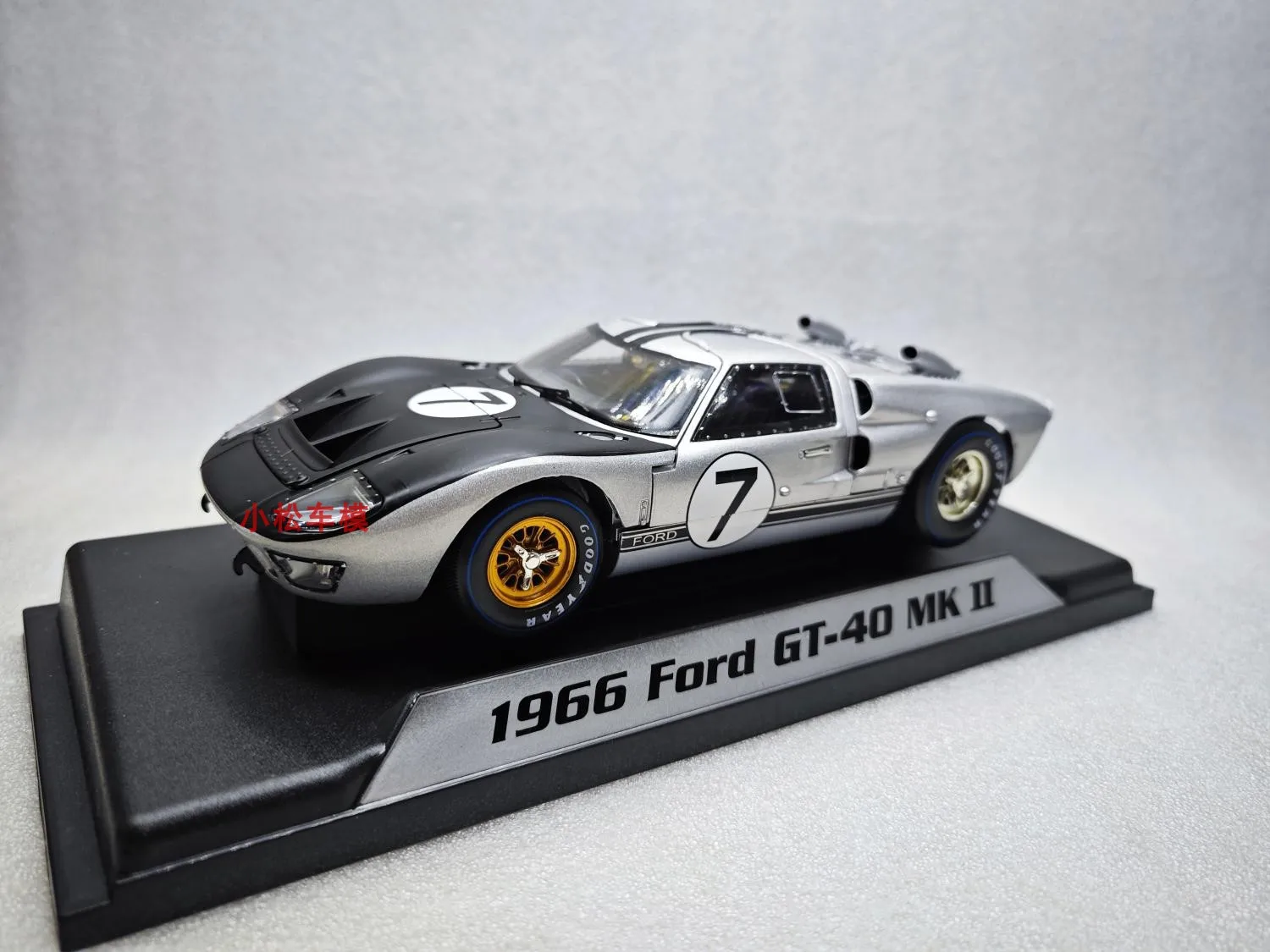 1:18 1966 Ford GT-40 MK II #7 High Simulation Alloy Car Model Collectible Toy Gift Souvenir Display Ornament