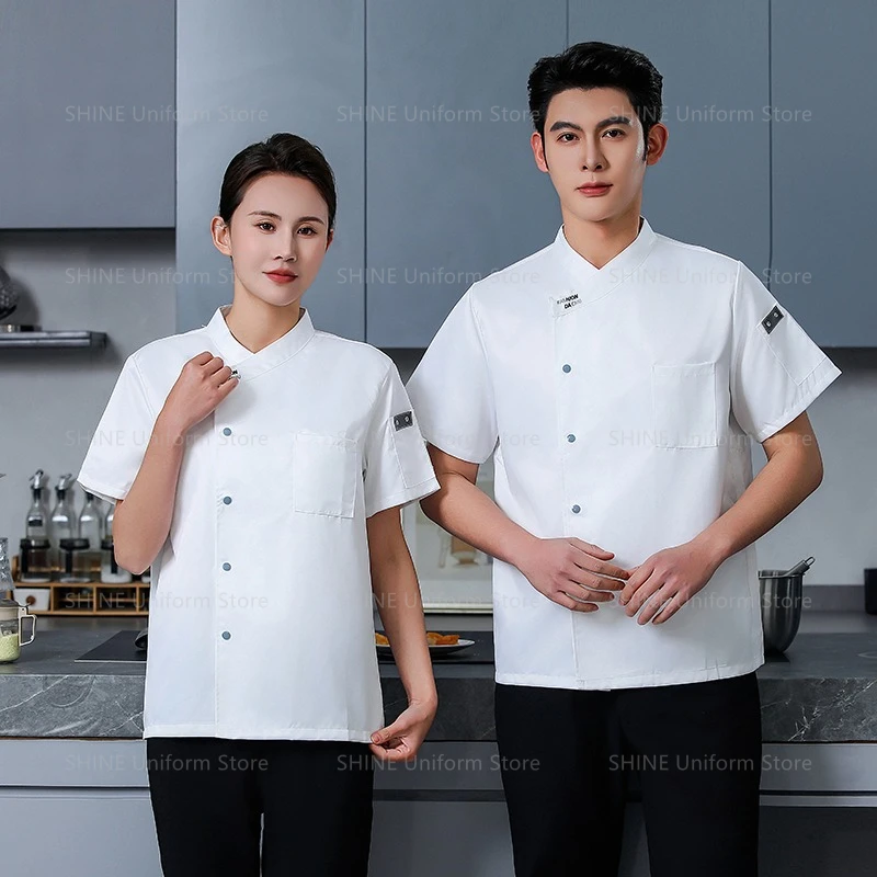 キッチンシェフ制服通気性レストランシェフコート男性半袖ジャケット白エプロン作業服ロゴシェフショーツ夏