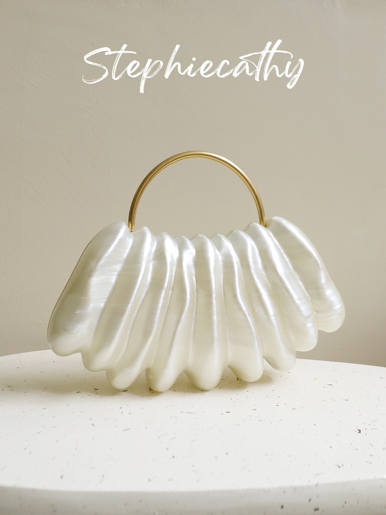 

SC Women's Elegant Wedding Handbag Metal Top Handle Novelty Shaped Acrylic Evening Bag Long Chain Cross body Purse for Party