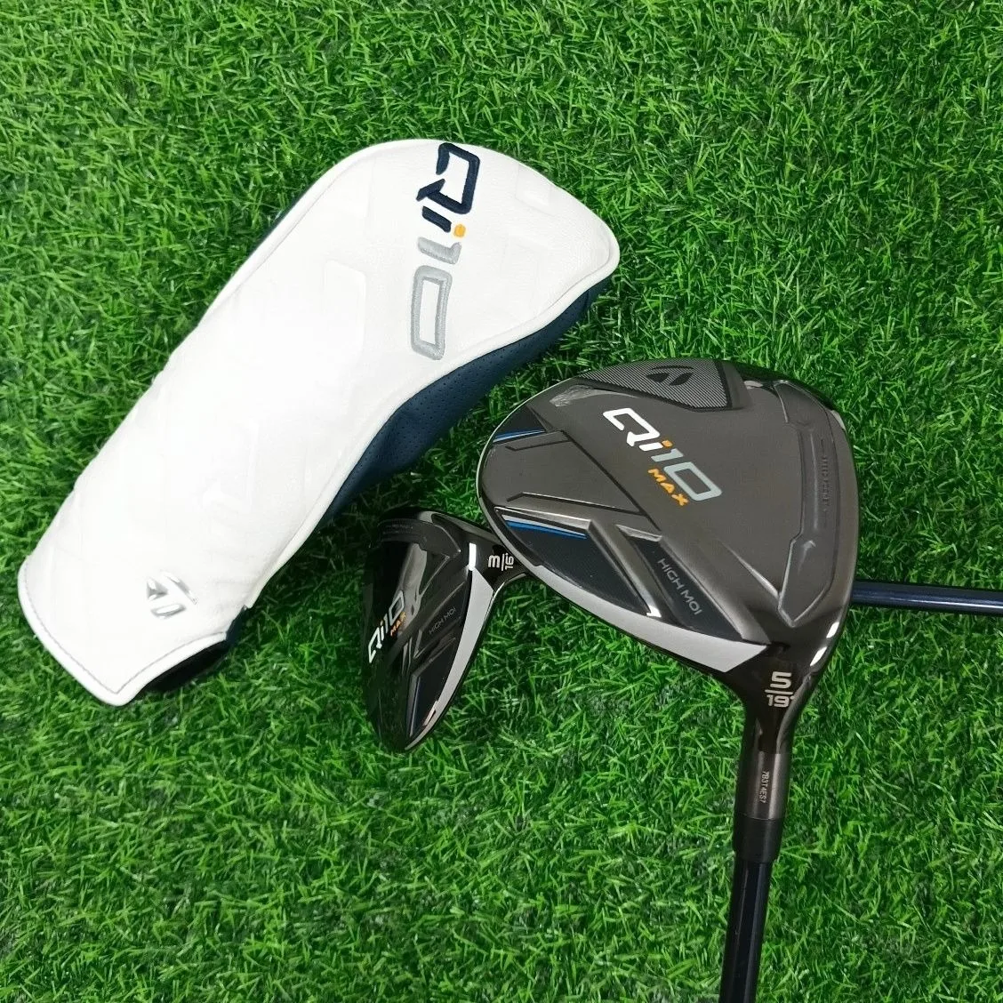 

Men's golf clubs 3-wood and 5-wood with caps