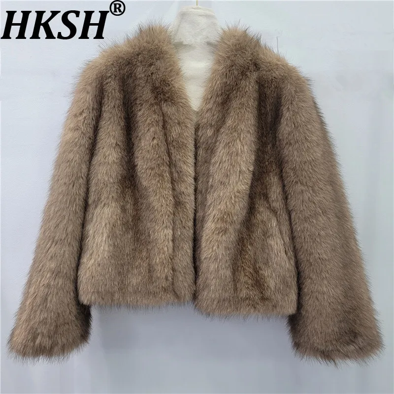 

HKSH 2025 Новое зимнее женское пальто из искусственного меха с v-образным вырезом и длинными рукавами и карманами, универсальная элегантная темпераментная теплая куртка HK16351