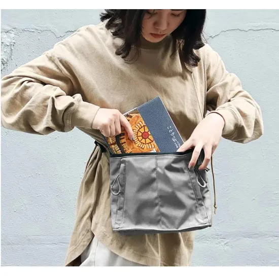 2025ss Casual Men Shoulder Bag Nylon Cloth Crossbody Bag Men Durable Messenger Bag Fashion Fanny Pack