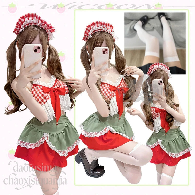 

Cute Strawberry Sexy Halter Short Skirt Two-Piece Christmas Cosplay Costume Jirai Kei Girls Party Lolita Anime Original Design