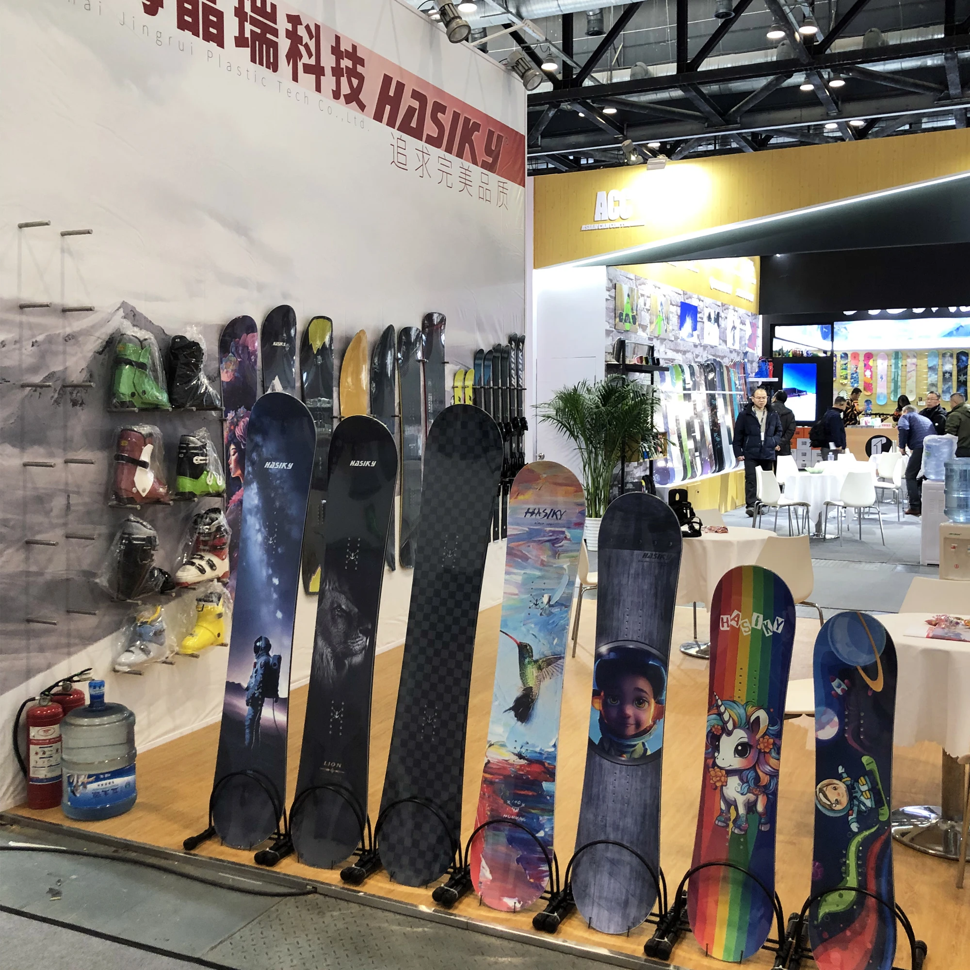 Hasiky New Designed Junior Kid's All Mountain Snowboards Winter Sports Snow Boards for Child