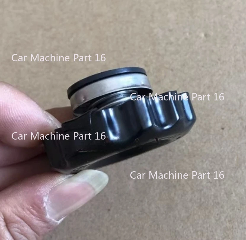 water radiator cap for  Benelli BJ150-31 TNT150 300 600 Leoncino250 500 TRK502 752GS
