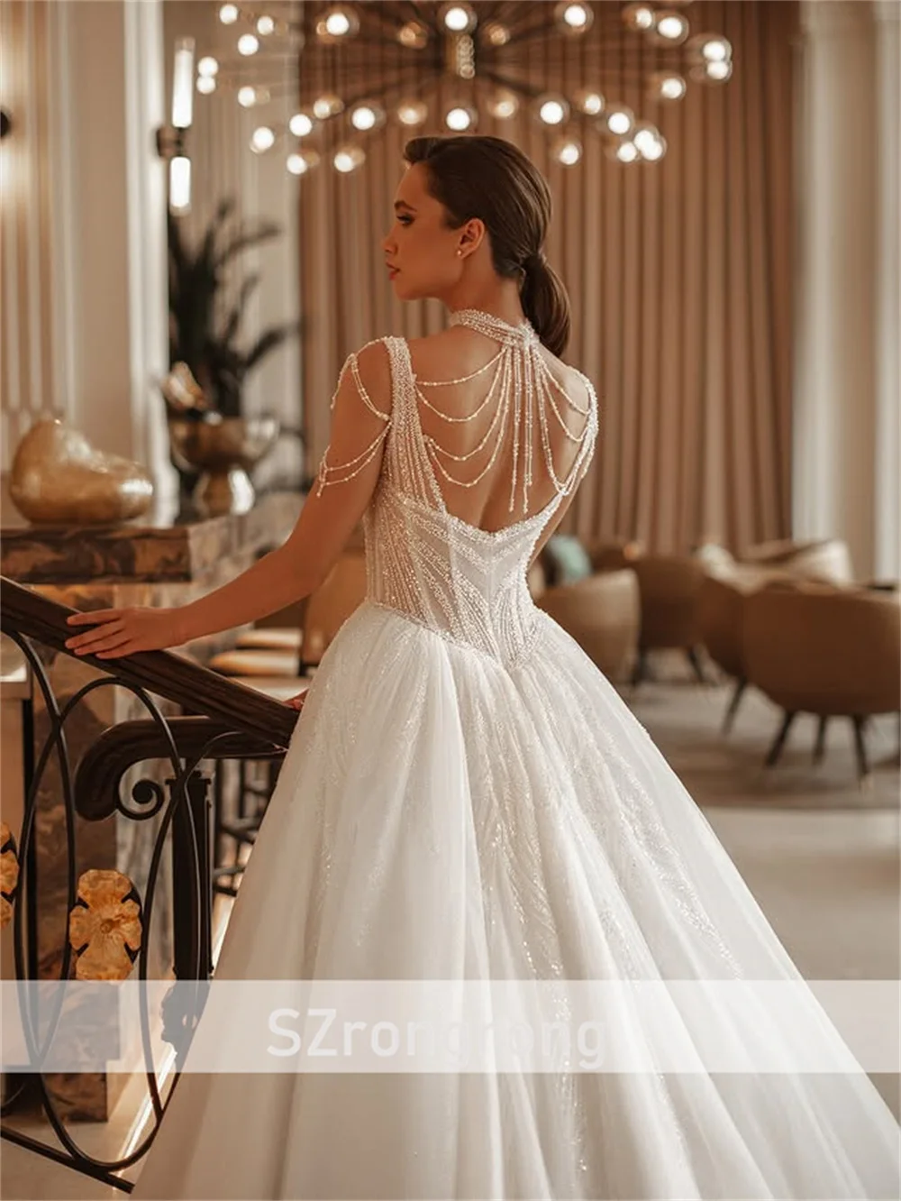 Brautkleid mit herzförmigem Kragen, Tüll, glänzend, mit Perlen verziert, Ballkleid, rückenfrei, Brautjungfernkleid mit abnehmbaren langen Ärmeln, individuell gestaltet