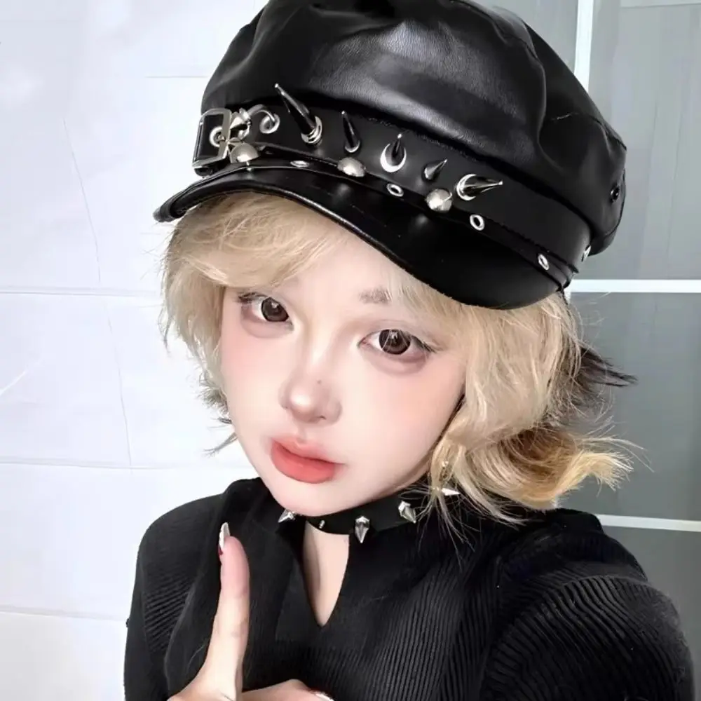 

Harajuku PU Leather Rivet Punk Cap Dark Retro Lolita Cool Gothic Spike Cap Black Sunscreen Hat Painter Hat Mens Women