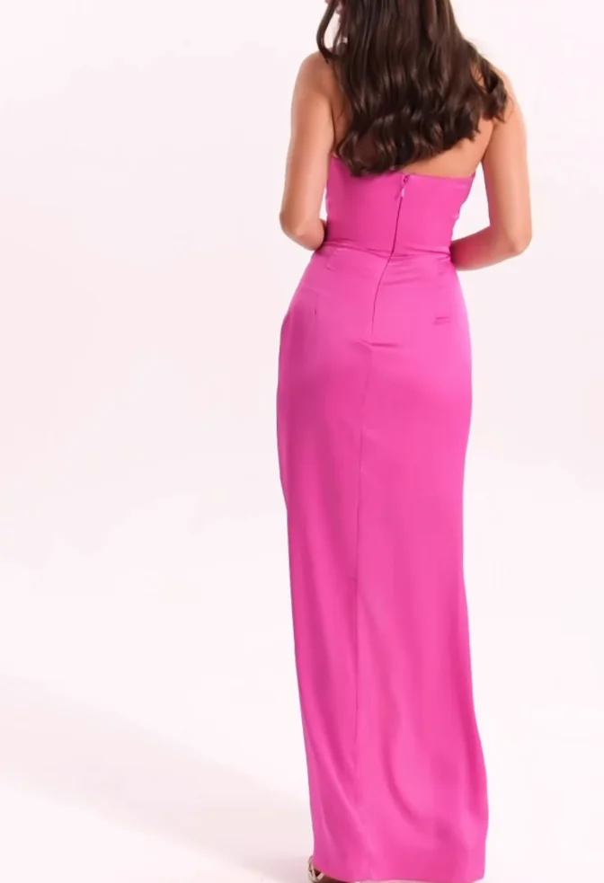 فساتين وصيفة الشرف باللون الفوشيا بدون حمالات بفتحة جانبية من الحرير المرن مثل فستان الحفلات الساتان بسحاب/رباط من الخلف كحلي، أصفر، عنابي