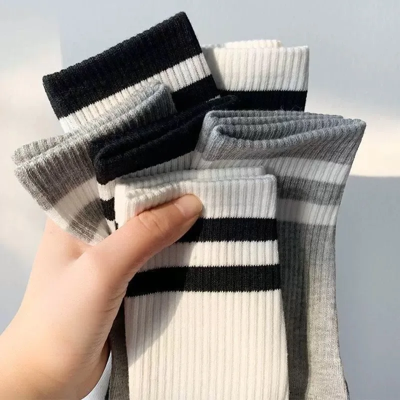 1/3pairs White Black Crew Socks Women Men Casual Solid Color Cotton Middle Tube Socks Breathable Sports Striped Stockings