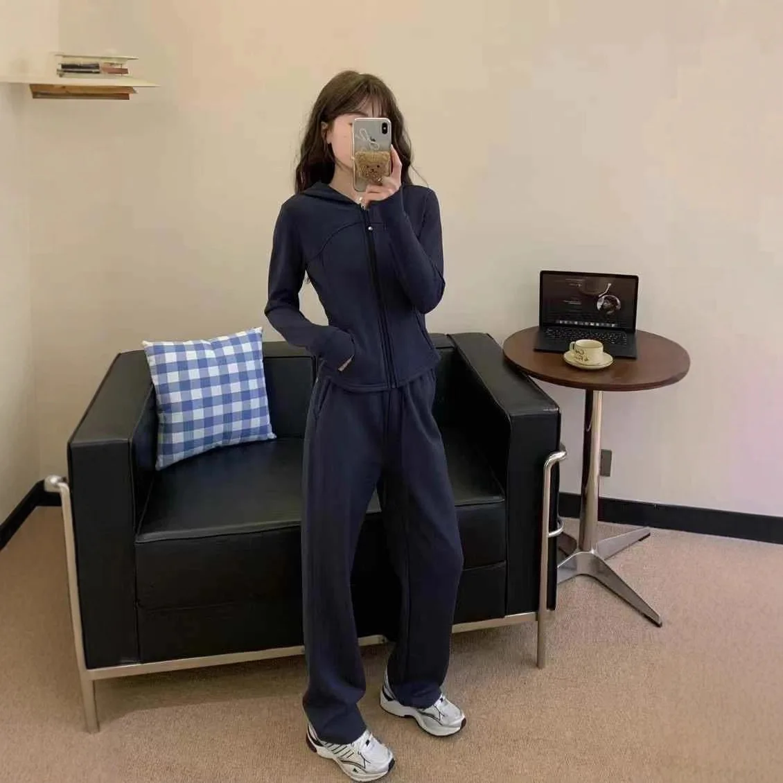 لولو ملابس رياضية سليم صالح المرأة طقم هوديي غير رسمي الجيل الثاني 2025 الخريف نمط جديد أبلى خصر صغير عصري