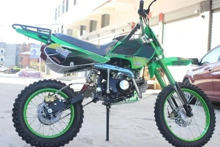 

One unit in stock, free shipping within the EU 125cc Sprocket Fuel Motorcycle All-terrain Mountain Off-road Motorcycle