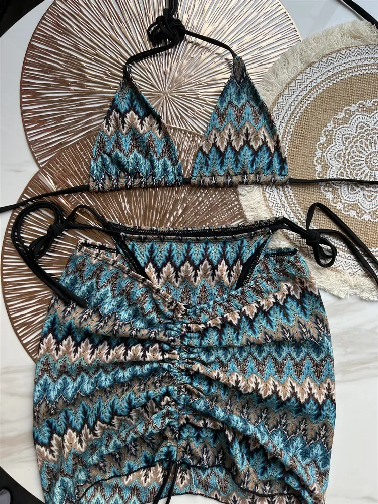 Traje de baño para mujer, falda de Bikini de punto con hojas de arce de colores, conjunto de tres piezas, traje de baño dividido, Bikini