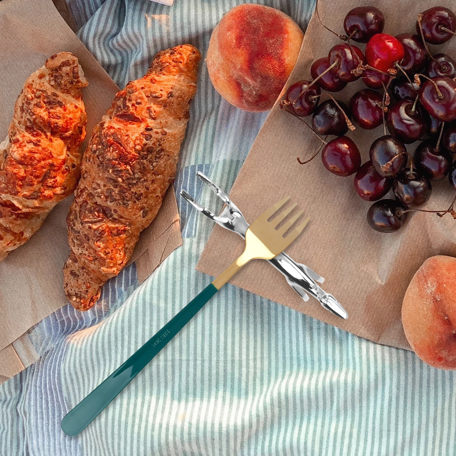 

6Pcs Creative Chopsticks Pillow Zinc Alloy Tableware Rack Smooth Metal Chopstick Holder Stylish Kitchenware Storage for Dining